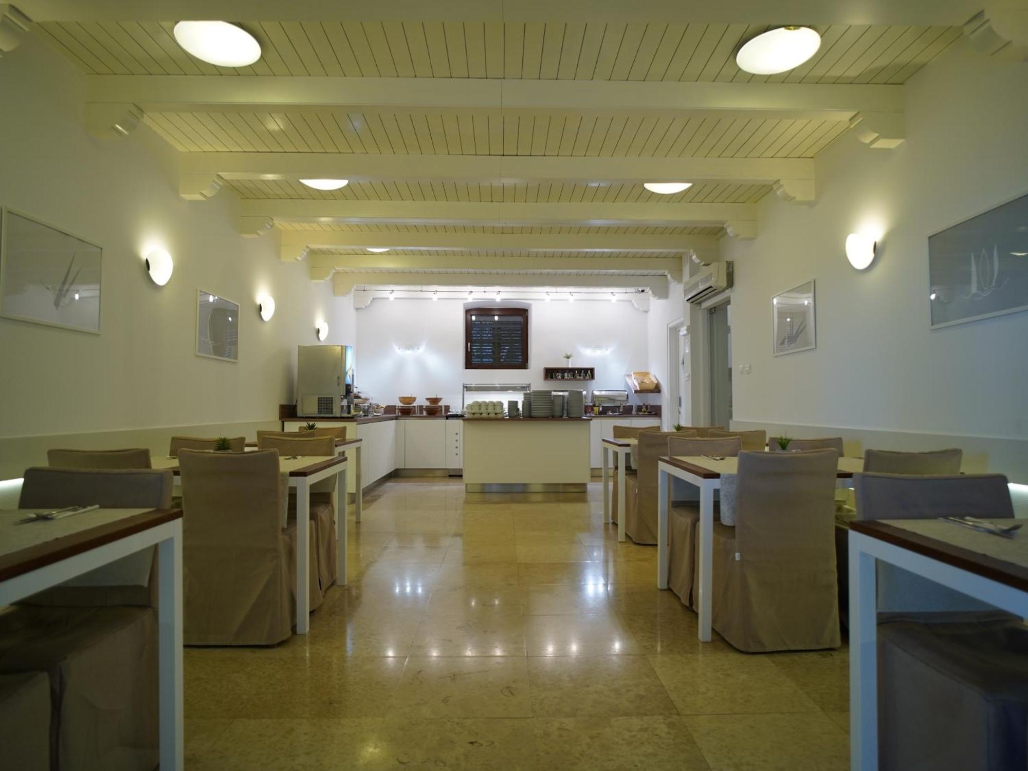 Hotel Vista Vrsar Exterior photo